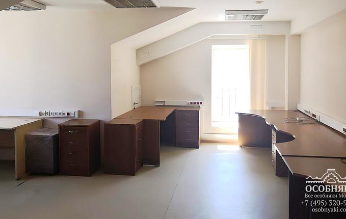 в Селивёрстовом переулке, 4, площадь 1419 м