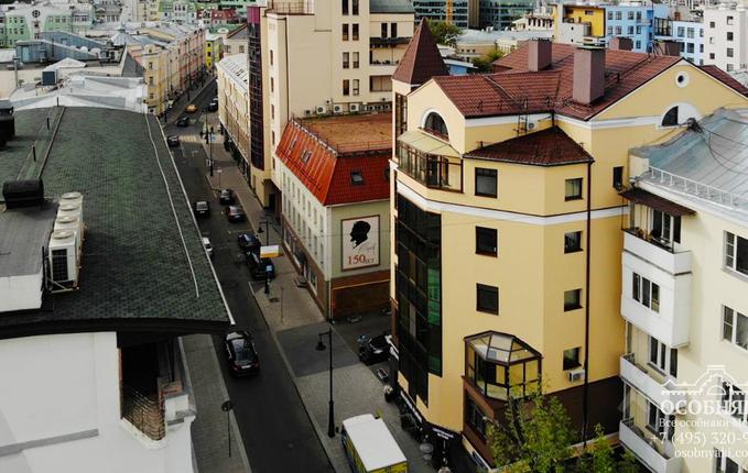 на Трубной, 25с1, площадь 1400 м