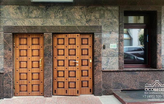 на Трубной, 25с1, площадь 1400 м