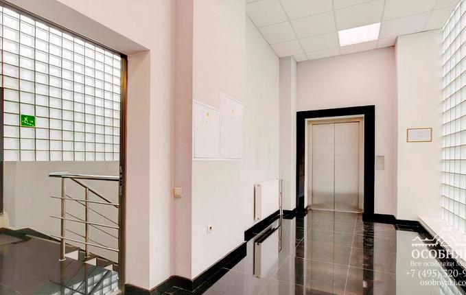 в Колокольниковом переулке, 21, площадь 2609 м