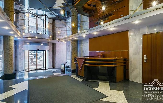 в Малом Головином переулке, 3, площадь 9089 м