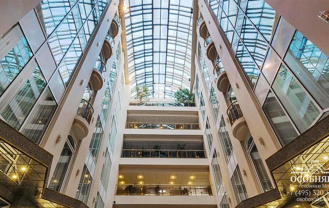 в Малом Головином переулке, 3, площадь 9089 м