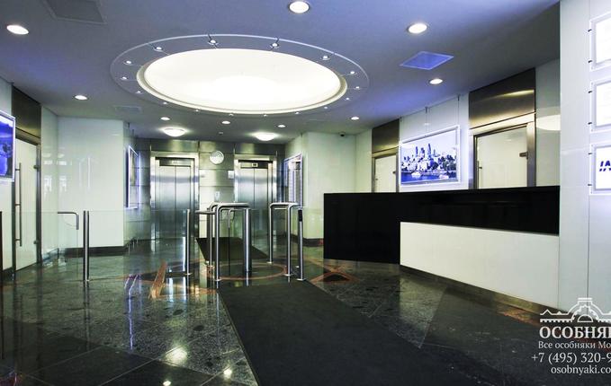 в Денисовском переулке, 26, площадь 4040 м