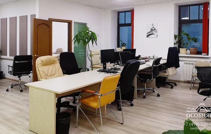 на Земляном Валу, 68, площадь 2500 м