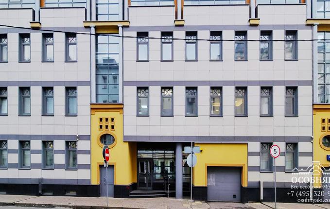 в Малом Каретном, 8, площадь 2450 м