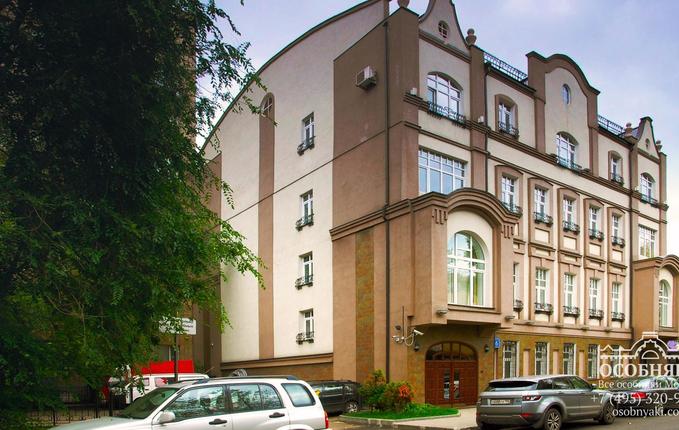 в 1-м Вышеславцевом, 6, площадь 1100 м