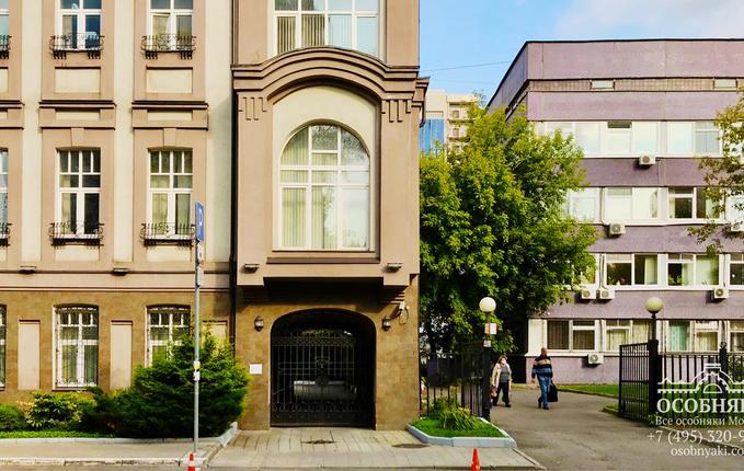 в 1-м Вышеславцевом, 6, площадь 1100 м