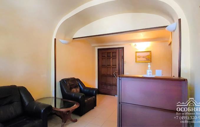 в 1-м Вышеславцевом, 6, площадь 1100 м