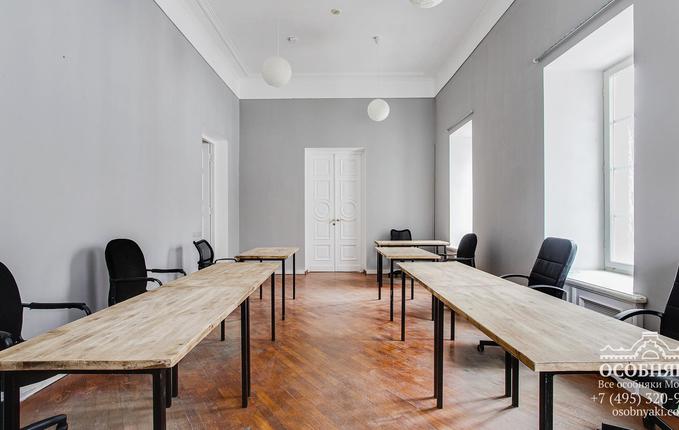 в Воронцовском парке, 5, площадь 304 м