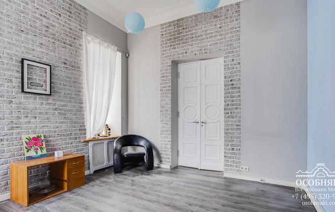 в Воронцовском парке, 5, площадь 304 м