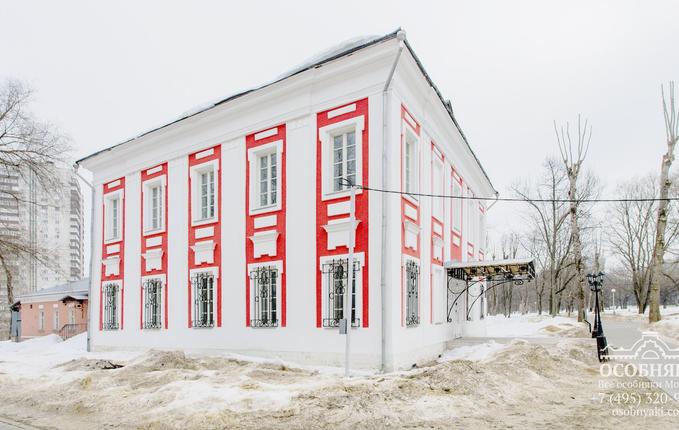 в Воронцовском парке, 5, площадь 304 м