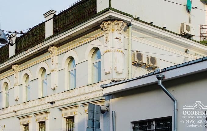 в Гранатном переулке, 24, площадь 490 м