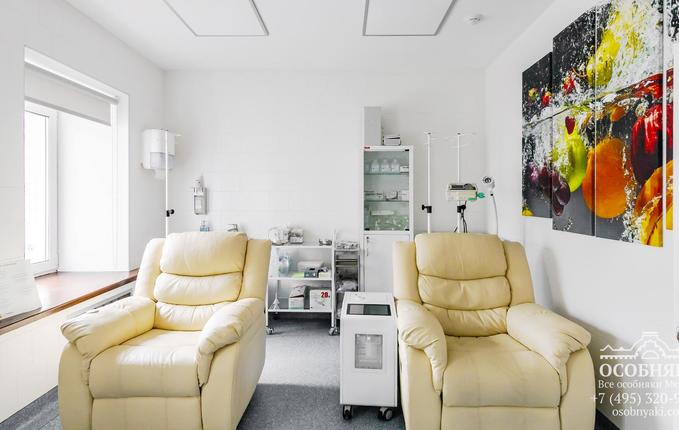 в Милютинском переулке, 15с1, площадь 414 м