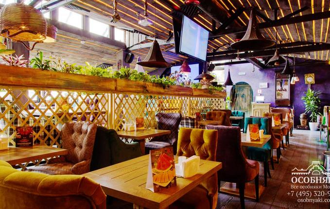 на Валовой улице, 3, площадь 427 м