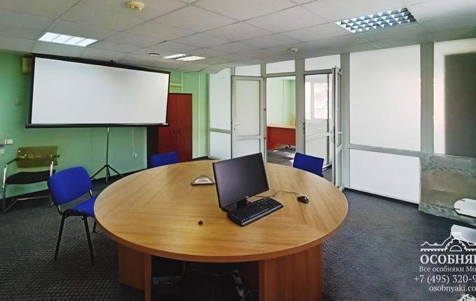 в 4-м Рощинском проезде, 15, площадь 1200 м