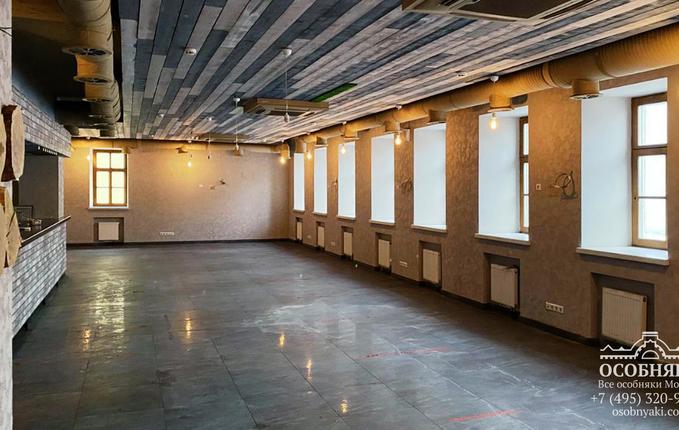 на Большой Серпуховской, 23, площадь 975 м