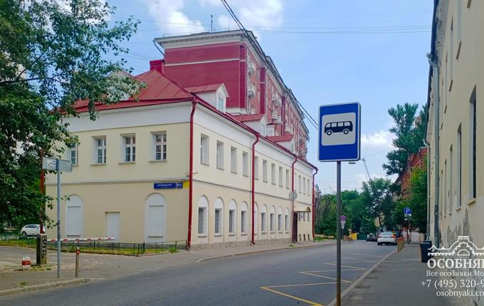 в Гороховском переулке, 6, площадь 733 м