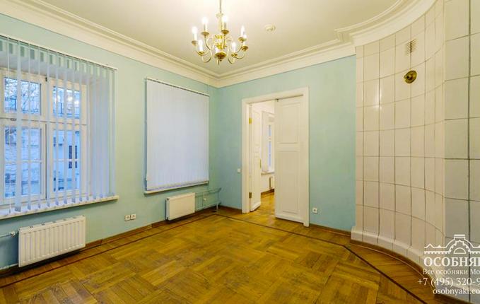 в Гороховском переулке, 6, площадь 733 м