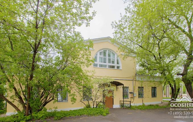 на Ейской, 4с1, площадь 219 м