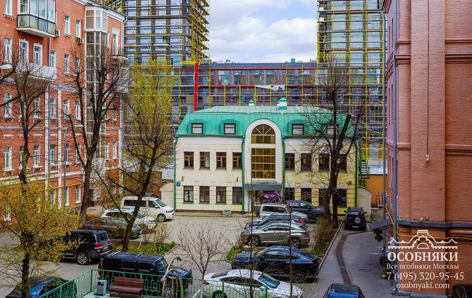 на улице Казакова, 3, площадь 496 м
