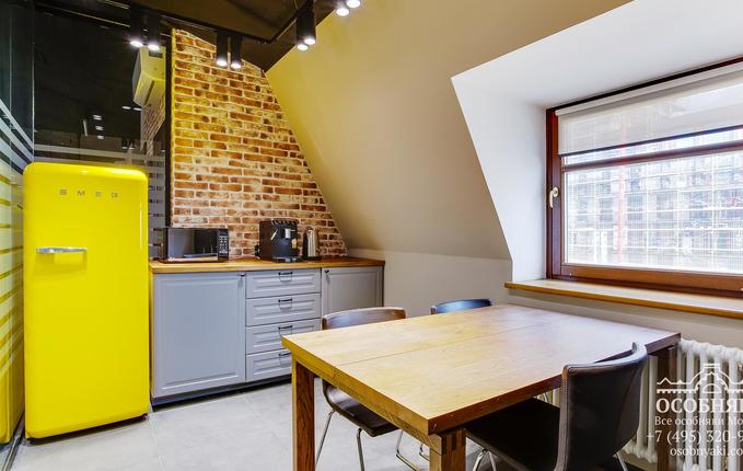 на улице Казакова, 3, площадь 496 м