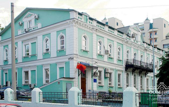 на Верхней Красносельской, 7, площадь 1749 м