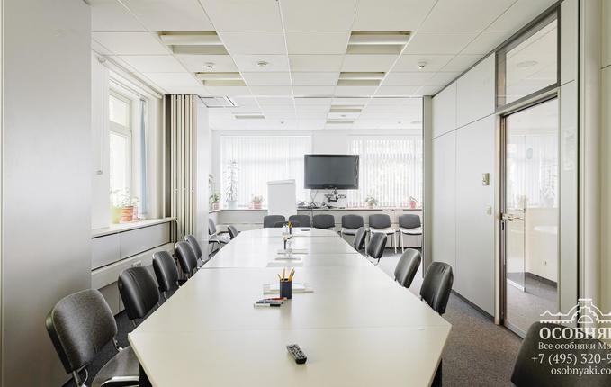 на Дербеневской, 6, площадь 1423 м