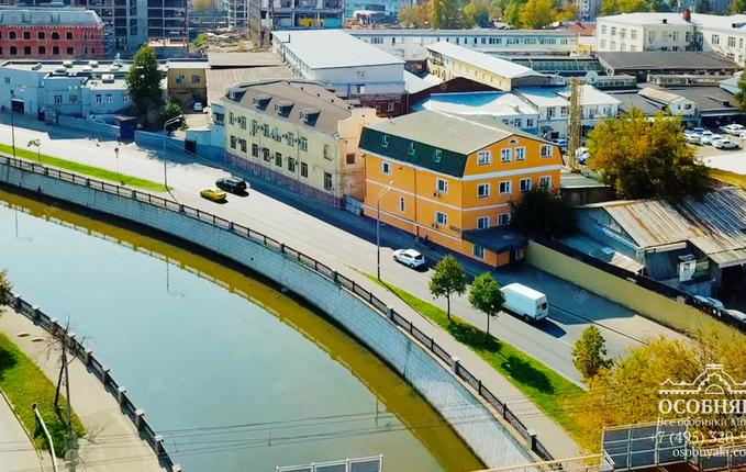 на Большой Почтовой, 38с5, площадь 733 м