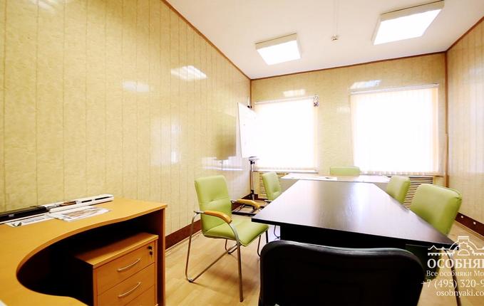 на Большой Почтовой, 38с5, площадь 733 м