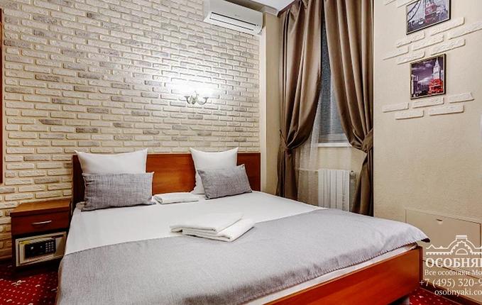 на улице Гашека, 12, площадь 1252 м