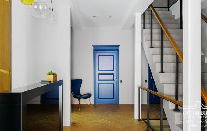 в Армянском переулке, 1/8, площадь 244 м