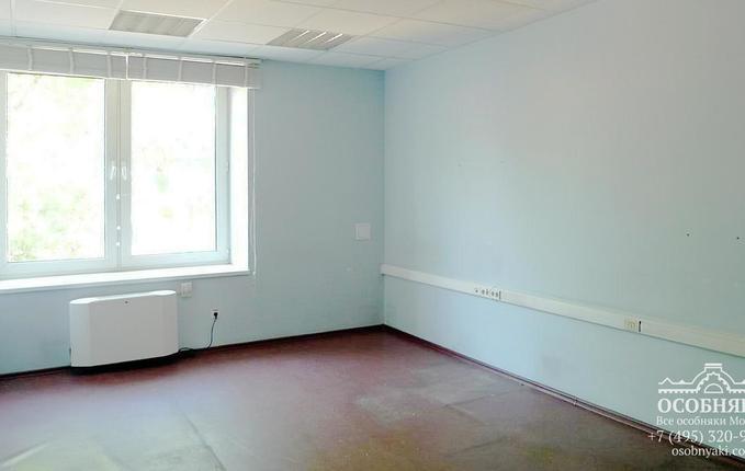 на Валовой улице, 8, площадь 442 м