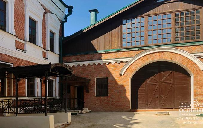 в Талицах, площадь 2136 м