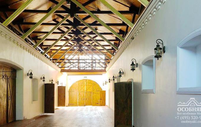 в Талицах, площадь 2136 м