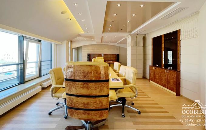 в Большом Дровяном переулке, 7, площадь 2310 м