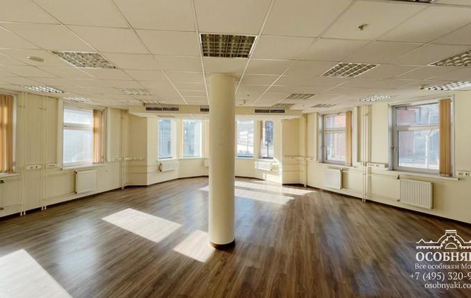 в Большом Дровяном переулке, 7, площадь 2310 м