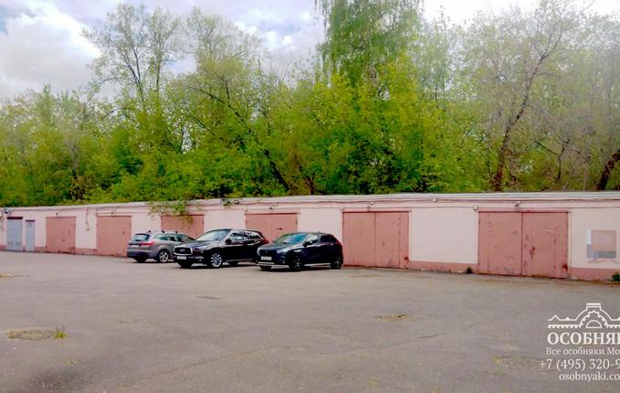 на Госпитальной улице, 10, площадь 1242 м