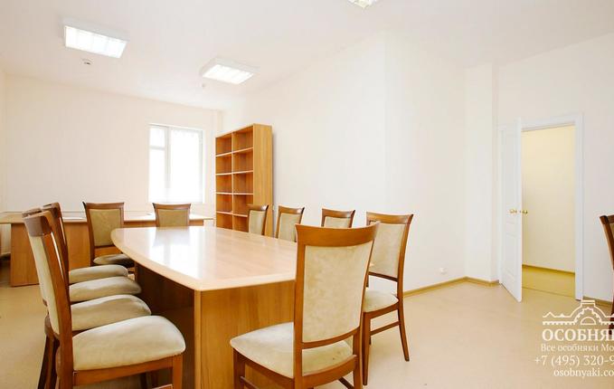 на улице Трёхгорный Вал, 6А, площадь 527 м