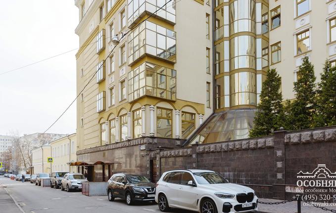 в Земледельческом переулке, 11, площадь 800 м