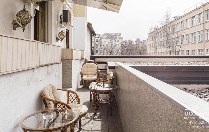 в Земледельческом переулке, 11, площадь 800 м