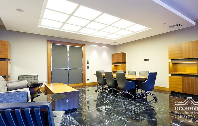 на Севастопольском проспекте, 10, площадь 3825 м