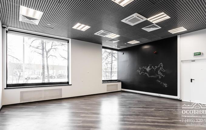 в Новолужнецком проезде, 9, площадь 1043 м