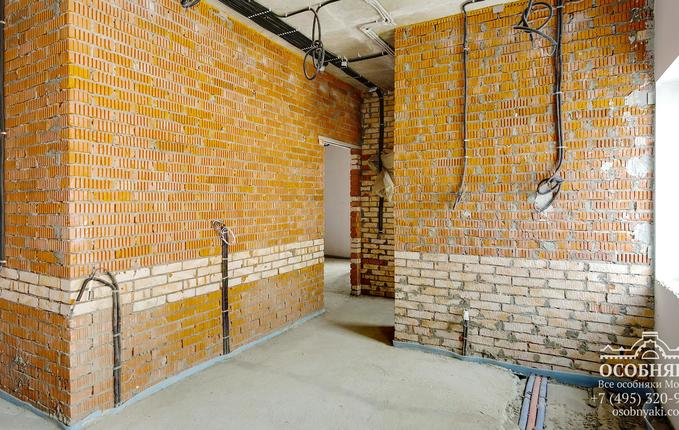 в Воротниковском переулке, 8, площадь 645 м