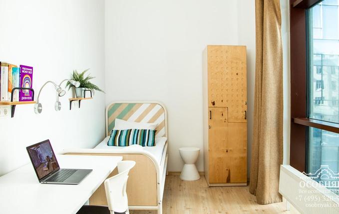 на улице Международная, 7, площадь 1750 м