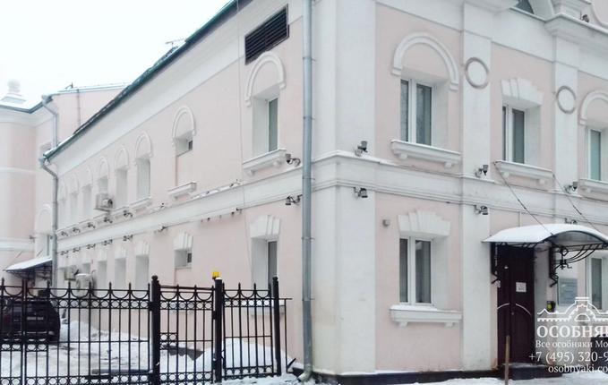 на Петровском бульваре, 12, площадь 879 м