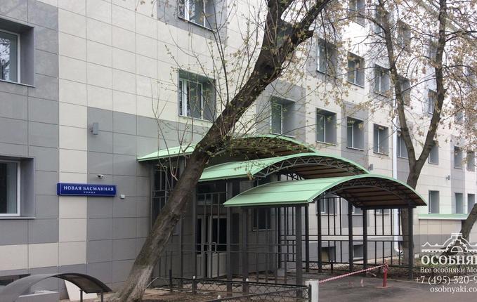 на Новой Басманной улице, 23, площадь 7900 м