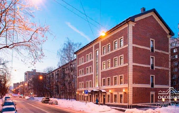 на улице Заморенова, 12с1, площадь 766 м