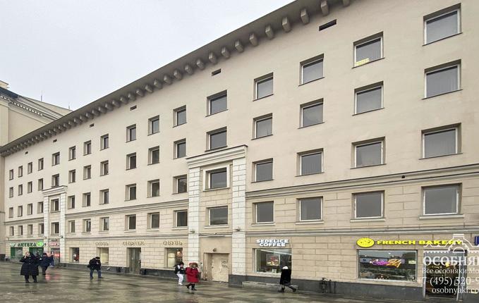 на улице Зацепский Вал, 14, площадь 1900 м