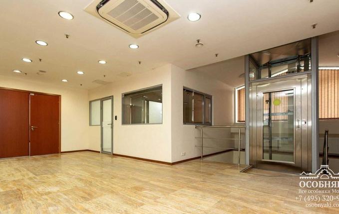 на Рождественском бульваре, 21, площадь 1431 м