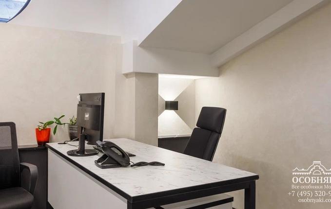 в Среднем Каретном, 7, площадь 951 м